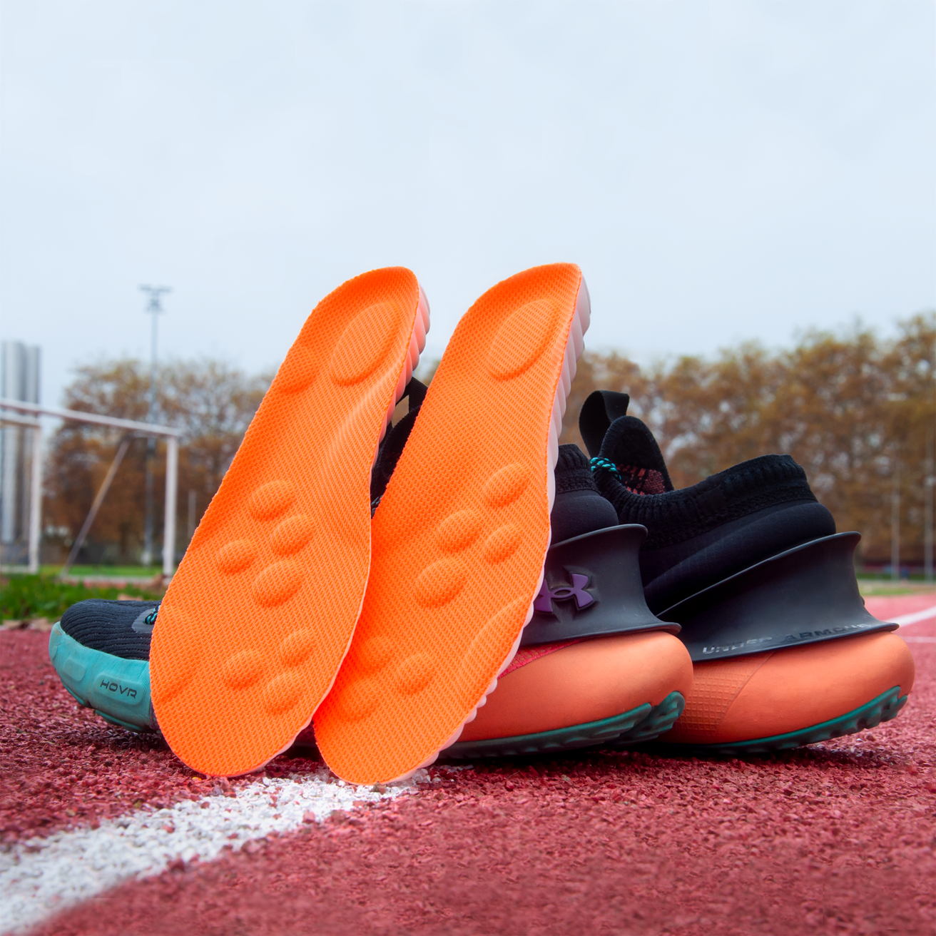Semelles orthopédiques Dreamee Ultimate Comfort, avec leur structure ergonomique. Parfaites pour la course, athlétisme et le sport.